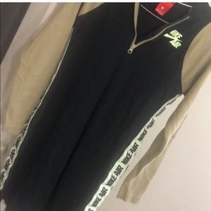 Cute SLIM FIT NIKE DRESS.